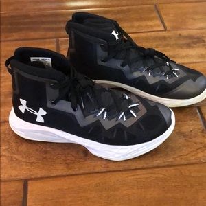 Under Armour Basketball Shoes